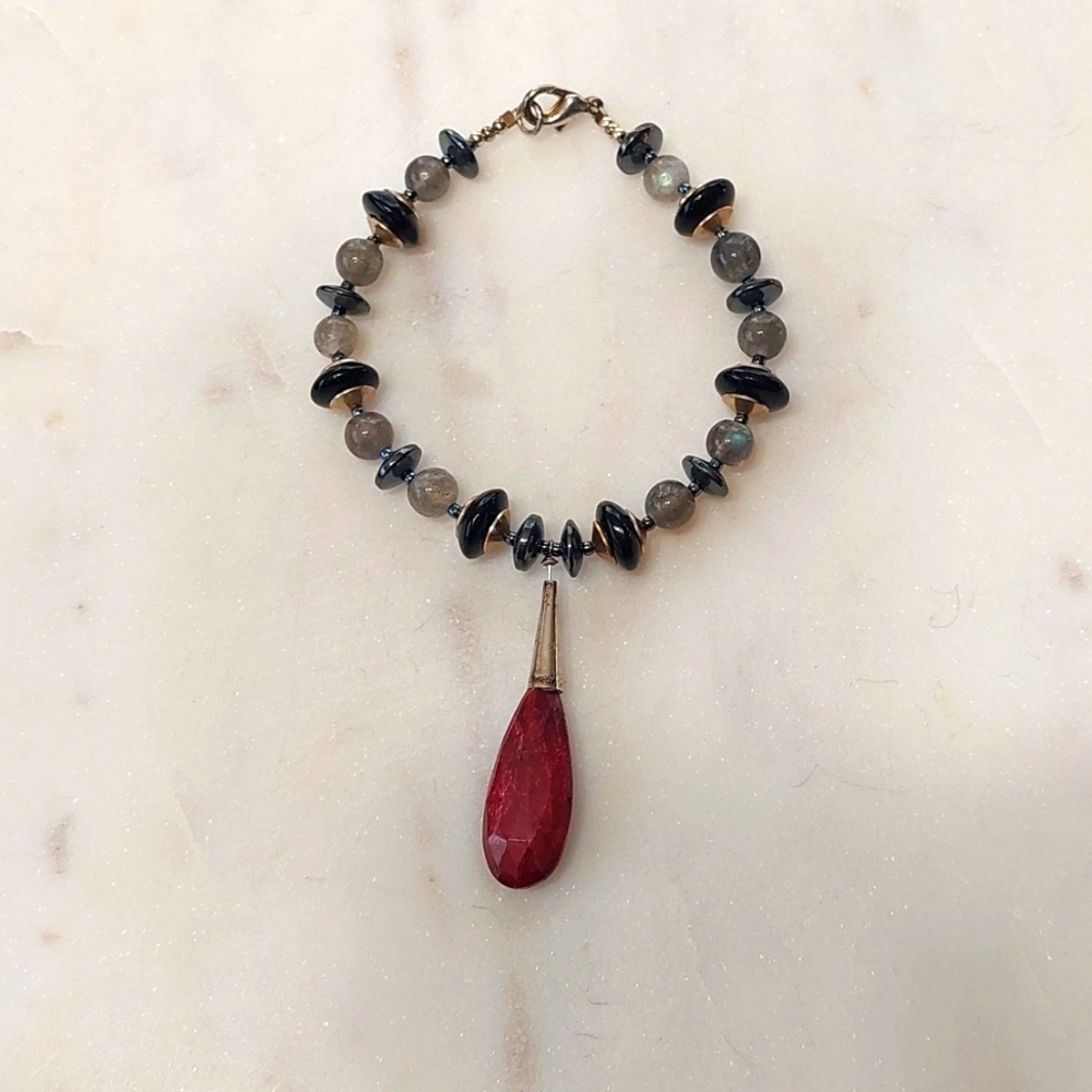 Labradorite/Onyx/Ruby Bracelet